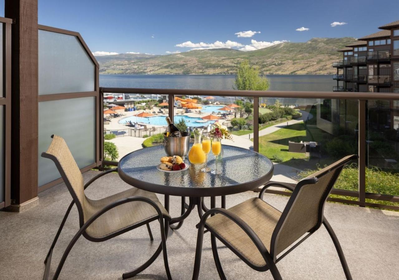 The Cove Lakeside Resort Вест-Келоуна Экстерьер фото