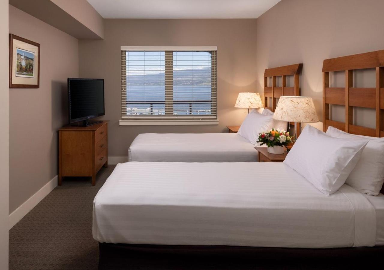 The Cove Lakeside Resort Вест-Келоуна Экстерьер фото