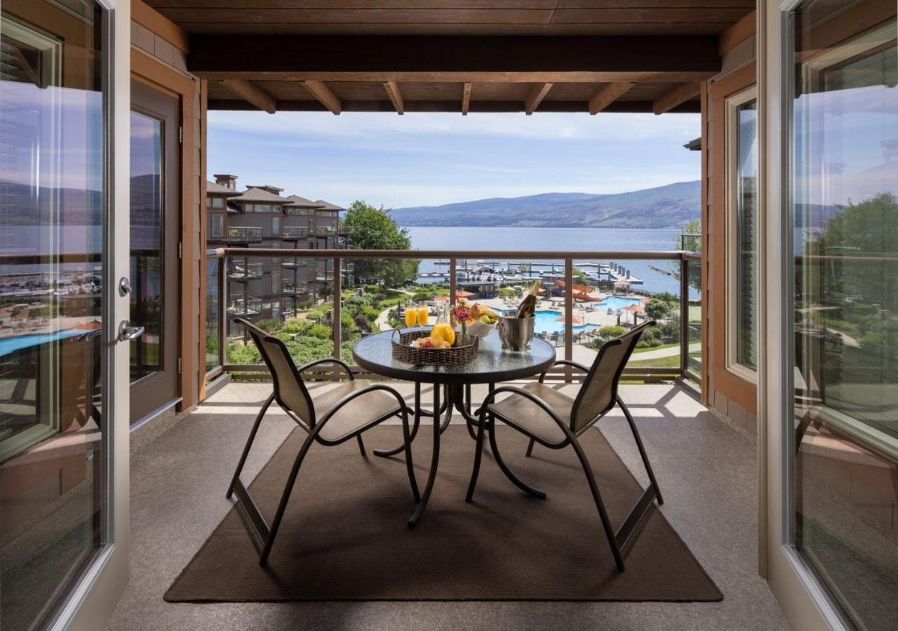 The Cove Lakeside Resort Вест-Келоуна Экстерьер фото