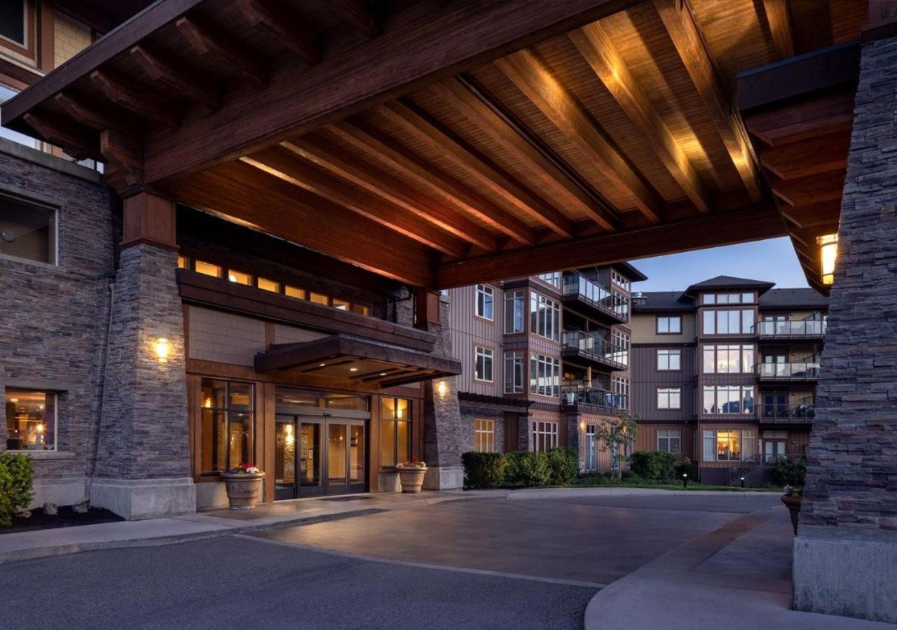 The Cove Lakeside Resort Вест-Келоуна Экстерьер фото