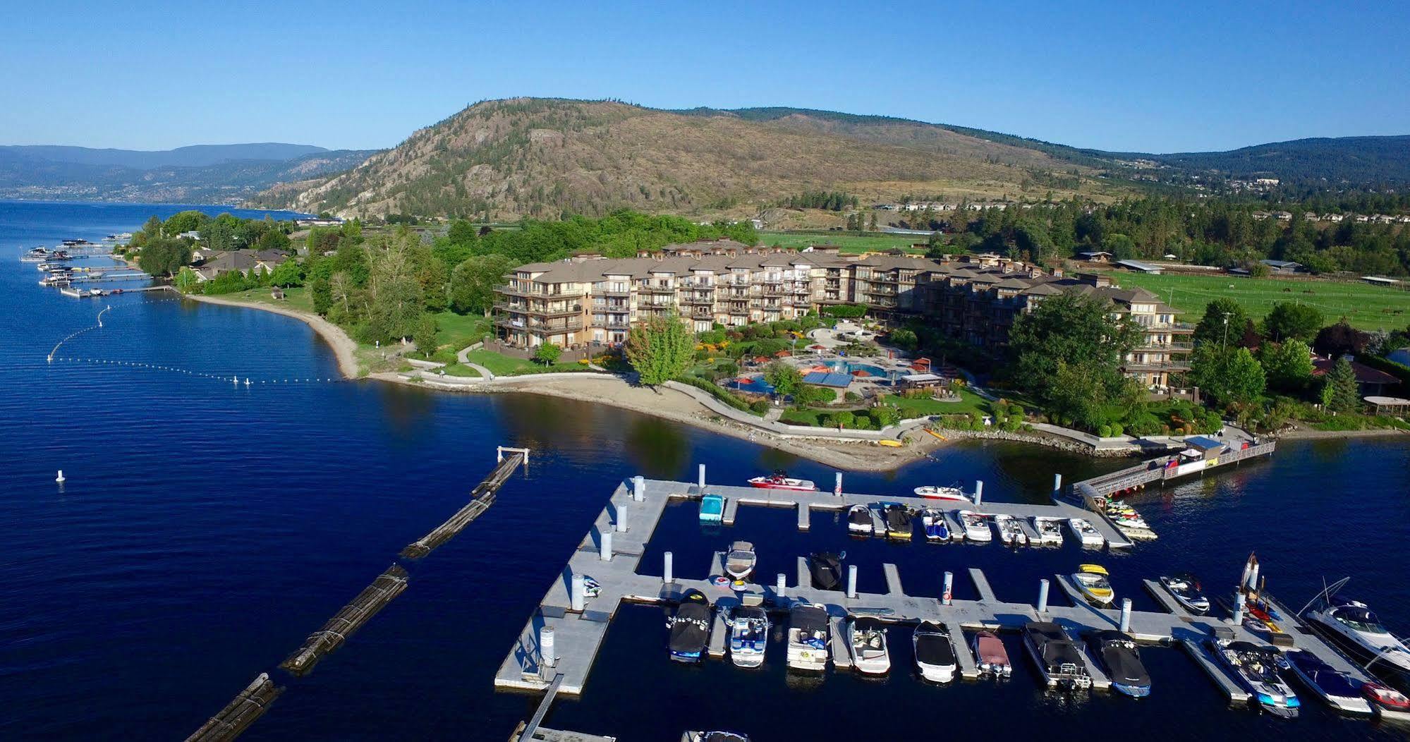 The Cove Lakeside Resort Вест-Келоуна Экстерьер фото